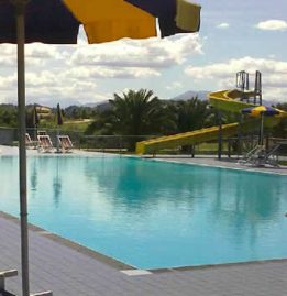 Countru House con piscina a Cupra Marittima