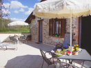 agriturismo-gualdo-tadino-appartamento-girasole-terrazza