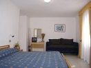 hotel-elba-camera-condivano
