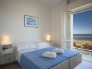 hotel-lungomare-riccione-camere-con-balcone