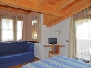 hotel-pinzolo-camera-tv