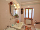 villa-piobbico-bagno