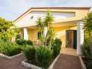 villaggio-residence-vieste-appartamenti-entrata