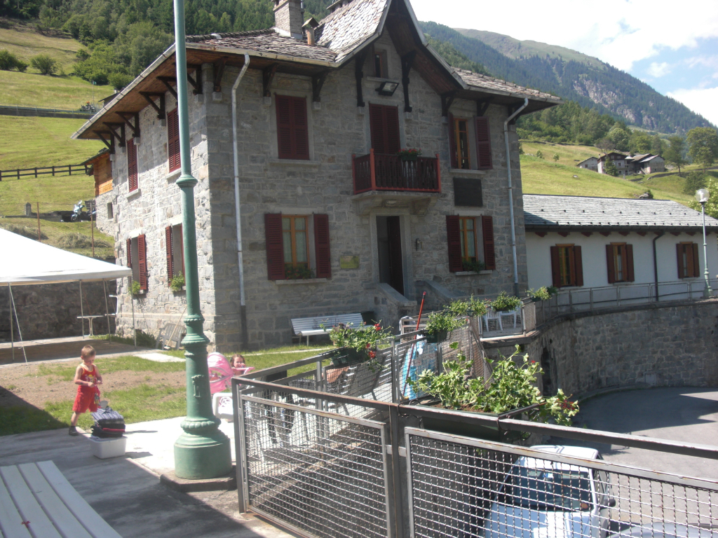 Casa alpina in Val Grosina (SO) rif 406