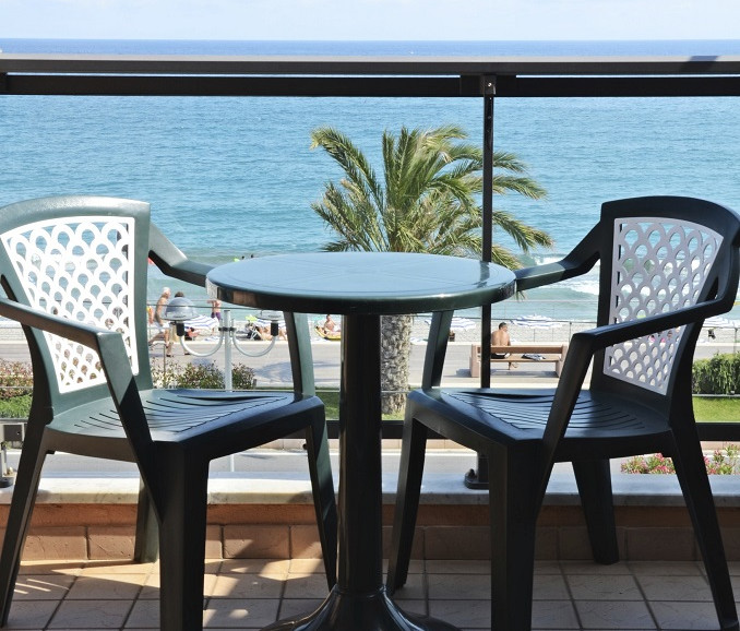 Residence sul Mar Ligure Riviera di Ponente rif 801
