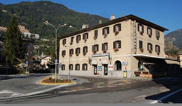 Hotel in Alta Valtellina rif. 1072