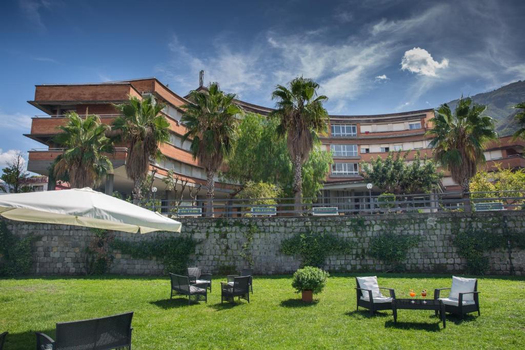 Hotel a Castellamare di Stabia (NA)rif 726
