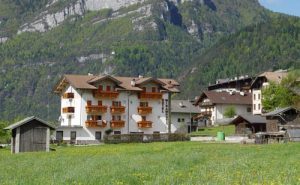 Albergo a Imer di Primiero rif 042